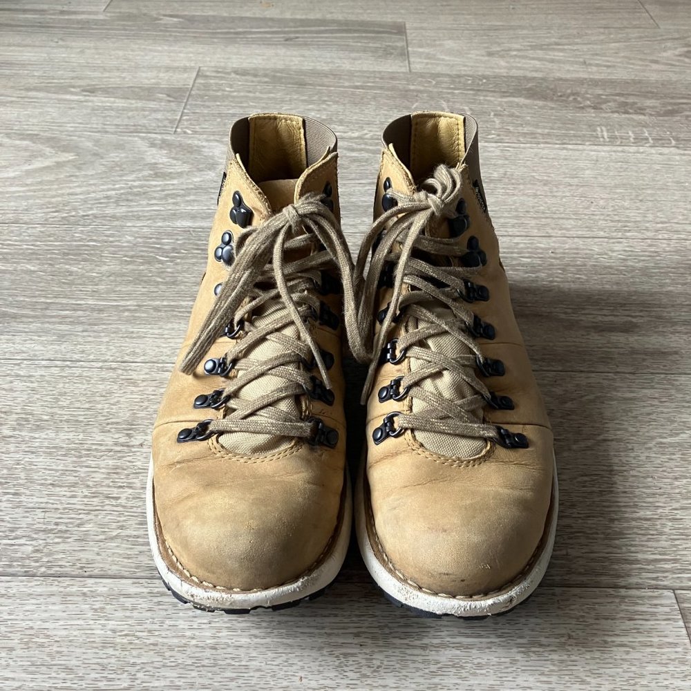 Womens Danner Vertigo Boot